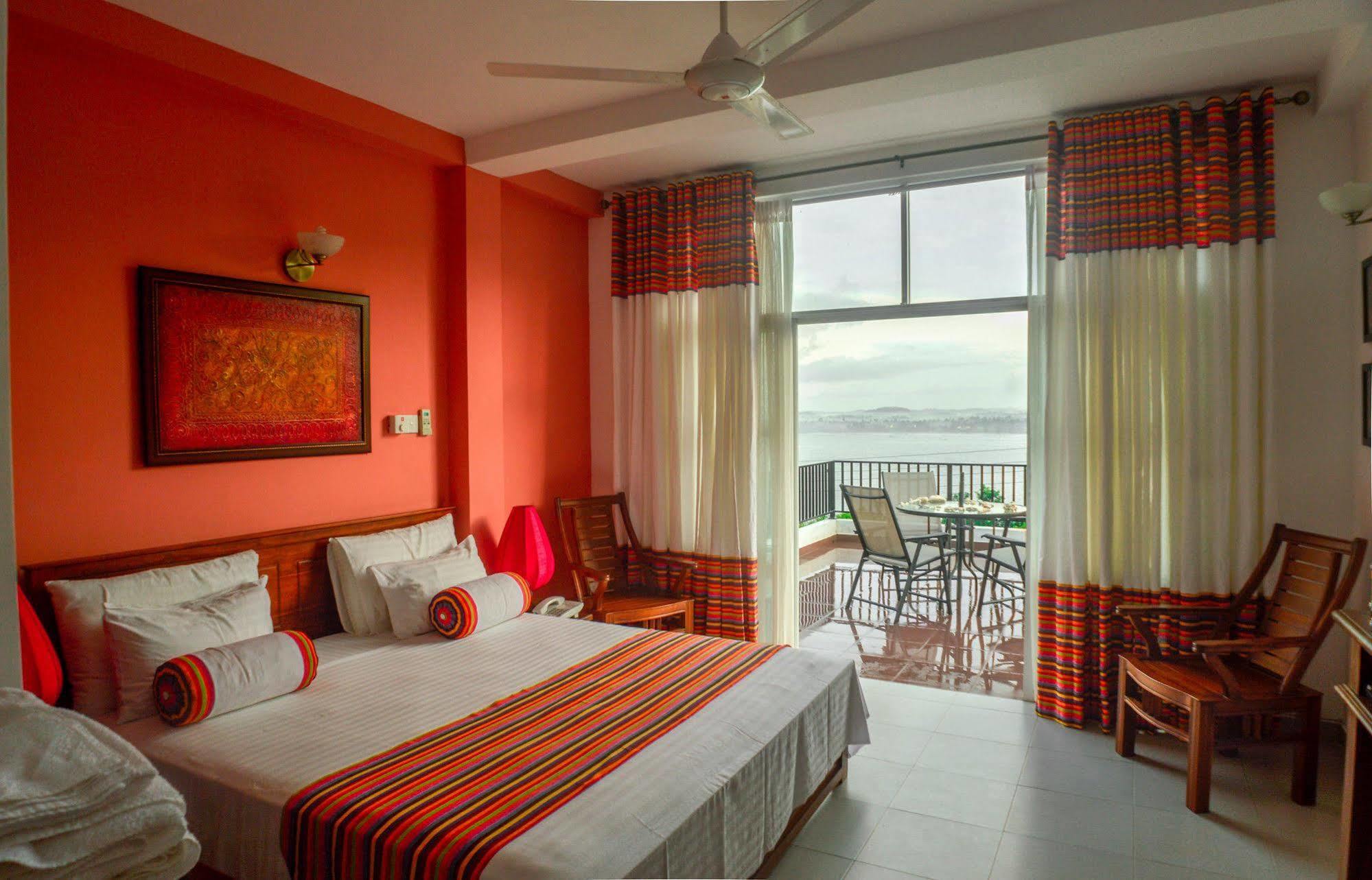 Villa Baywatch, Rumassala Unawatuna Ngoại thất bức ảnh